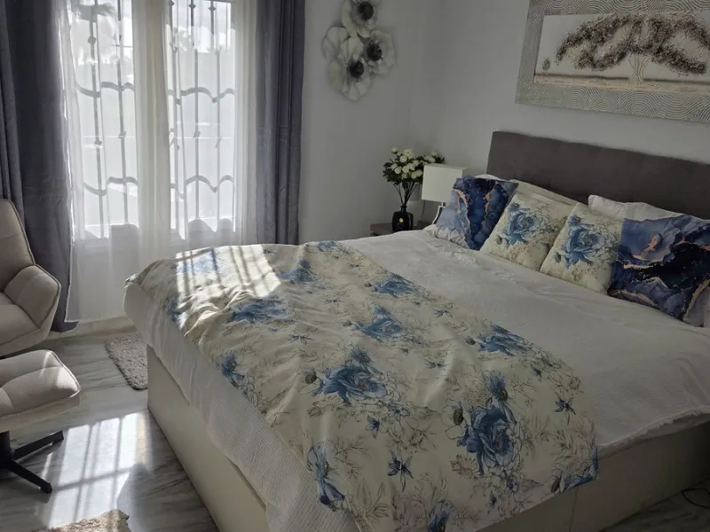 Apartment - Middle Floor Apartment в продаже в Mijas, Málaga. В доме 2 спален и 2 ванных комнат. Площадь дома 84 м²