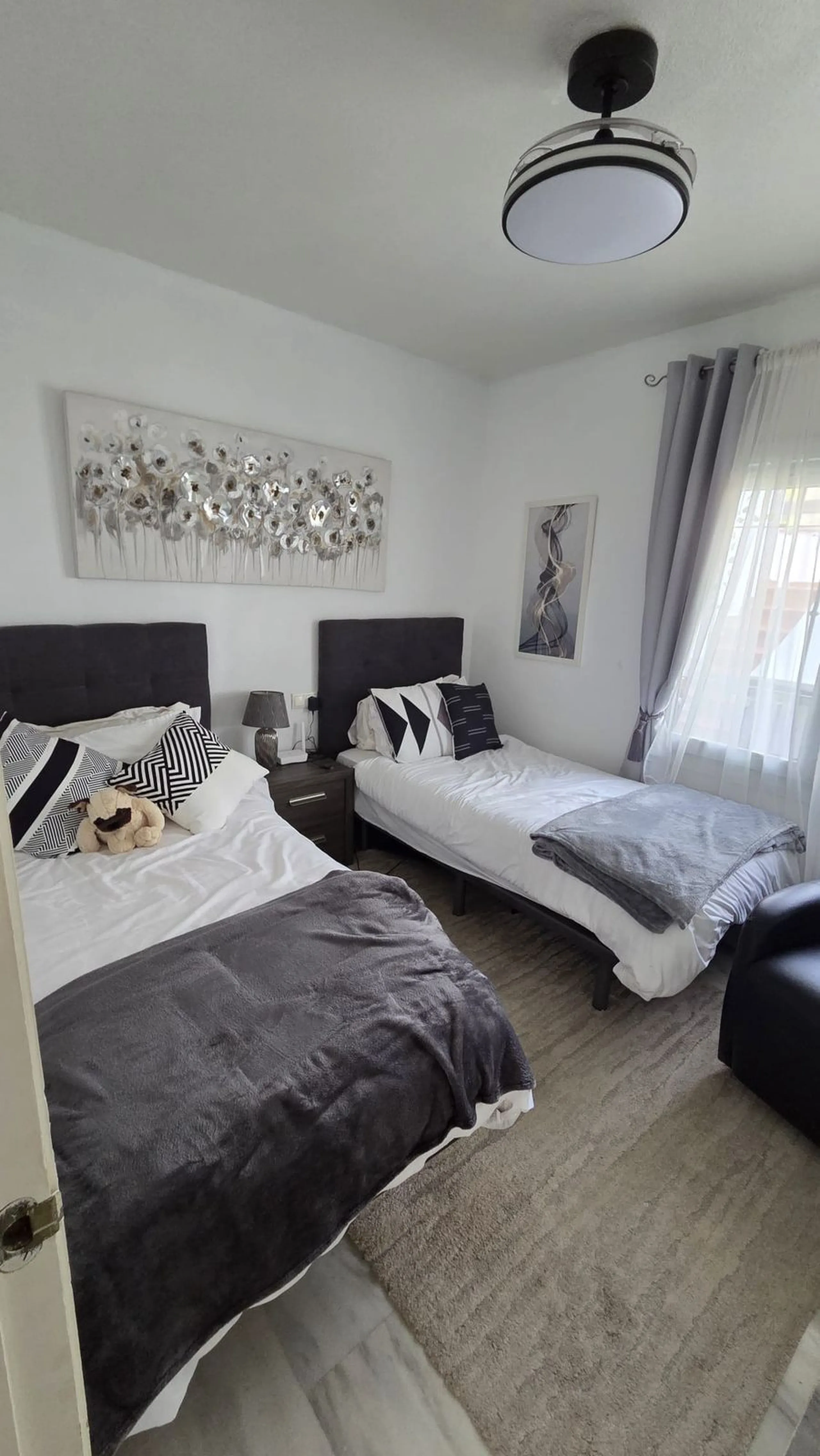 Apartment - Middle Floor Apartment в продаже в Mijas, Málaga. В доме 2 спален и 2 ванных комнат. Площадь дома 84 м²