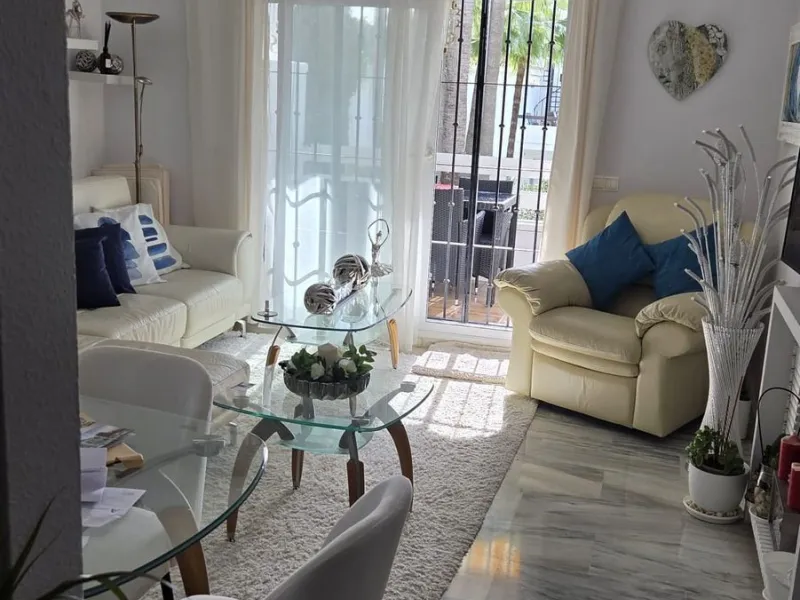 Apartment - Middle Floor Apartment в продаже в Mijas, Málaga. В доме 2 спален и 2 ванных комнат. Площадь дома 84 м²