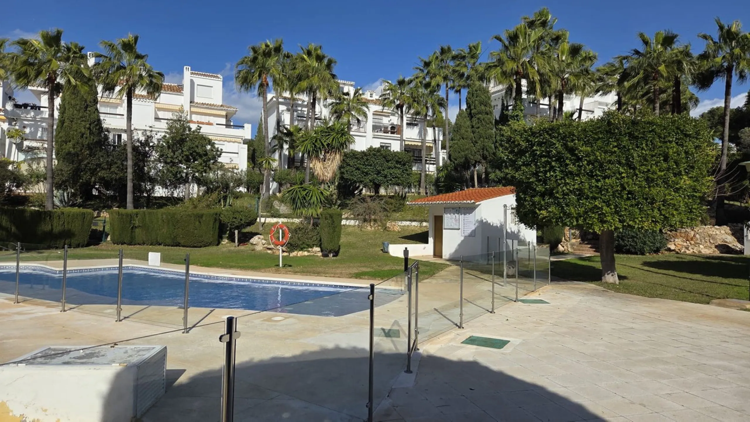 Apartment - Middle Floor Apartment в продаже в Mijas, Málaga. В доме 2 спален и 2 ванных комнат. Площадь дома 84 м²
