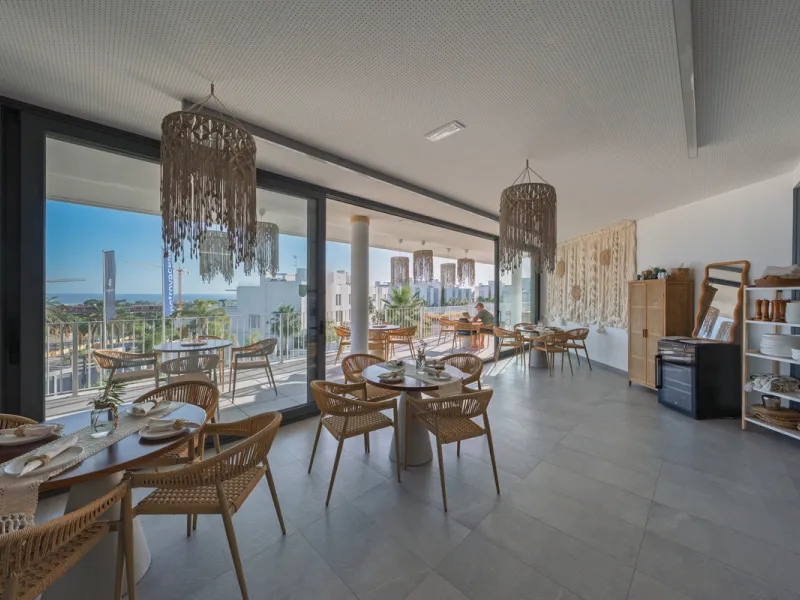 Discover contemporary Mediterranean living in this brand new 3-bedroom, 2-bathroom apartment, ideally located in the heart of the New Golden Mile between Marbella and Estepona.