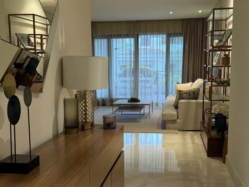 Apartment - Ground Floor Apartment в продаже в Estepona, Málaga. В доме 2 спален и 2 ванных комнат. Площадь дома 172 м²