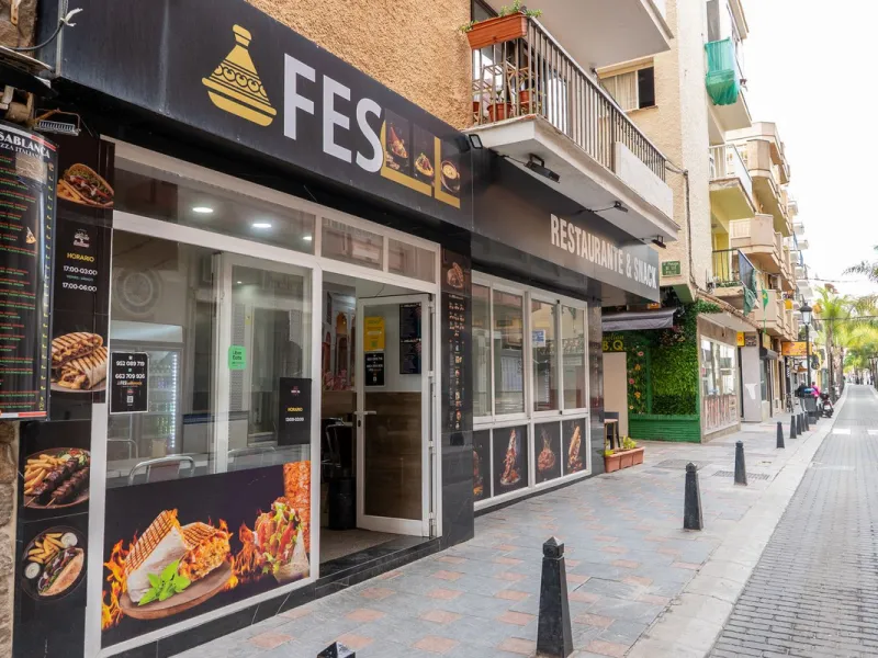 Commercial - Restaurant в продаже в Fuengirola, Málaga. Площадь дома 67 м²