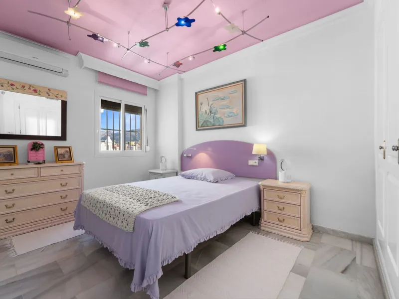Spacious 3-Bedroom Apartment with Optional Double Private Parking and Storage Room in Mijas Costa, next to Fuengirola.
