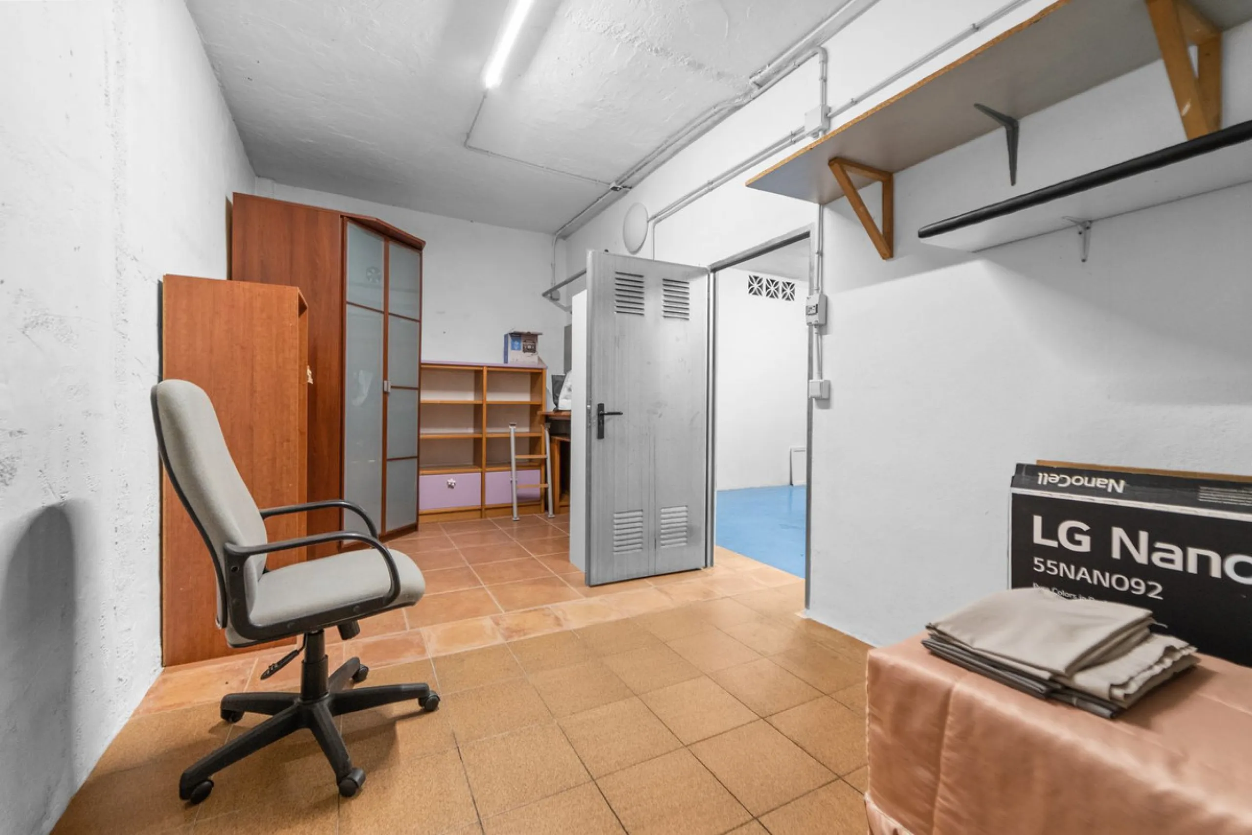 Spacious 3-Bedroom Apartment with Optional Double Private Parking and Storage Room in Mijas Costa, next to Fuengirola.