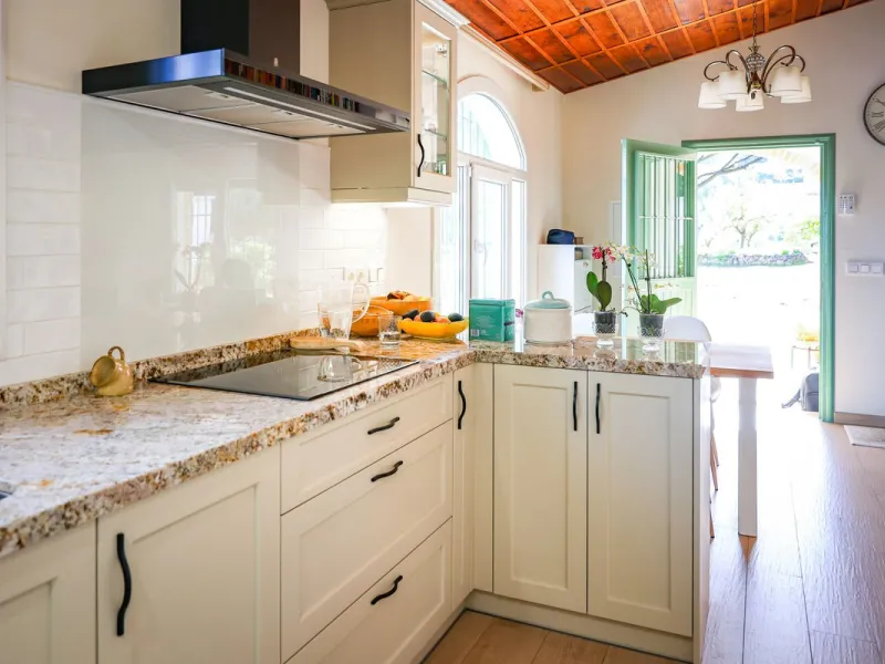 Exclusive Multi-Dwelling Estate in Alhaurín el Grande with 8,300 m² of Land, Private Well and High Investment Potential