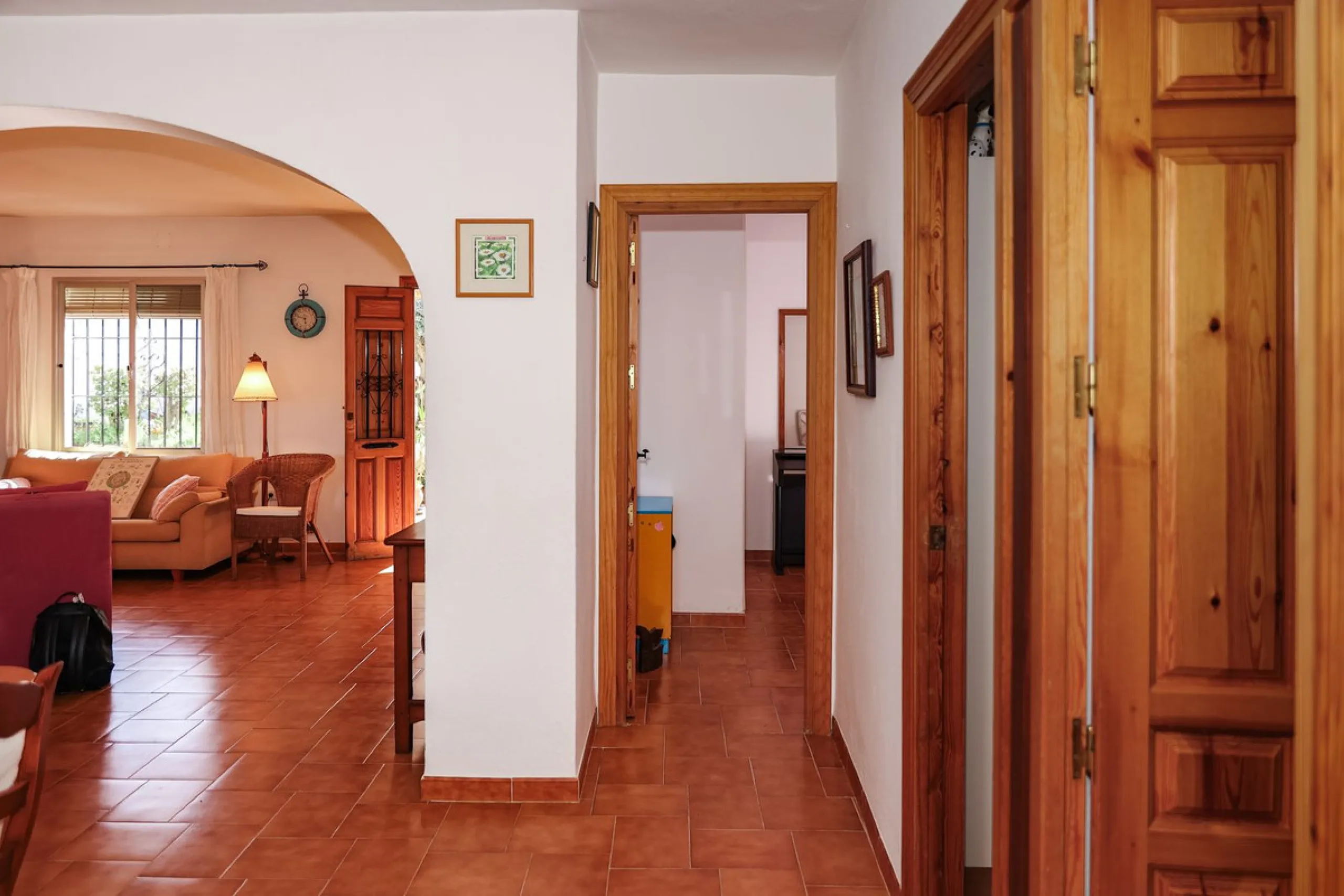 Exclusive Multi-Dwelling Estate in Alhaurín el Grande with 8,300 m² of Land, Private Well and High Investment Potential