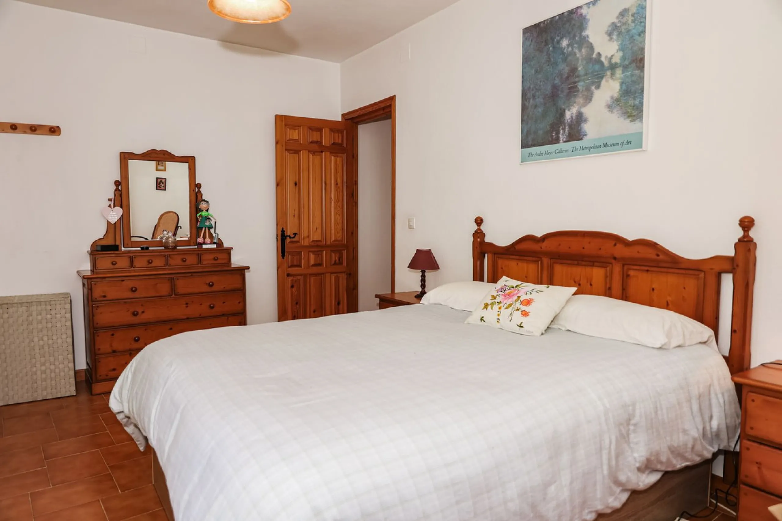 Exclusive Multi-Dwelling Estate in Alhaurín el Grande with 8,300 m² of Land, Private Well and High Investment Potential