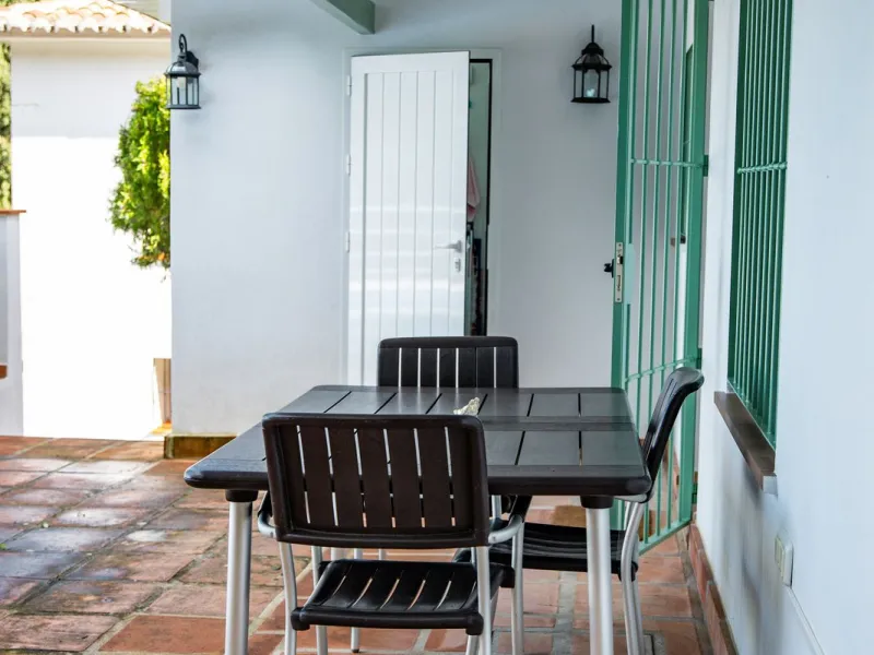 Exclusive Multi-Dwelling Estate in Alhaurín el Grande with 8,300 m² of Land, Private Well and High Investment Potential