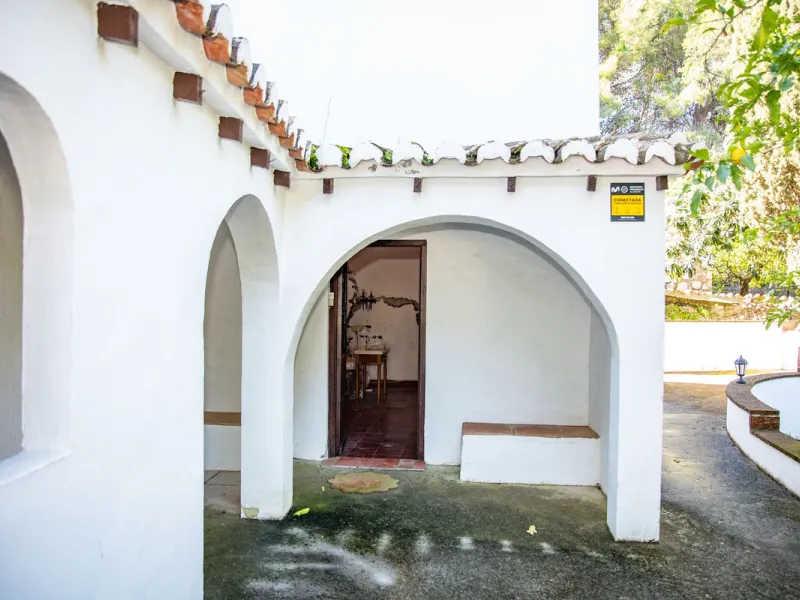 Exclusive Multi-Dwelling Estate in Alhaurín el Grande with 8,300 m² of Land, Private Well and High Investment Potential