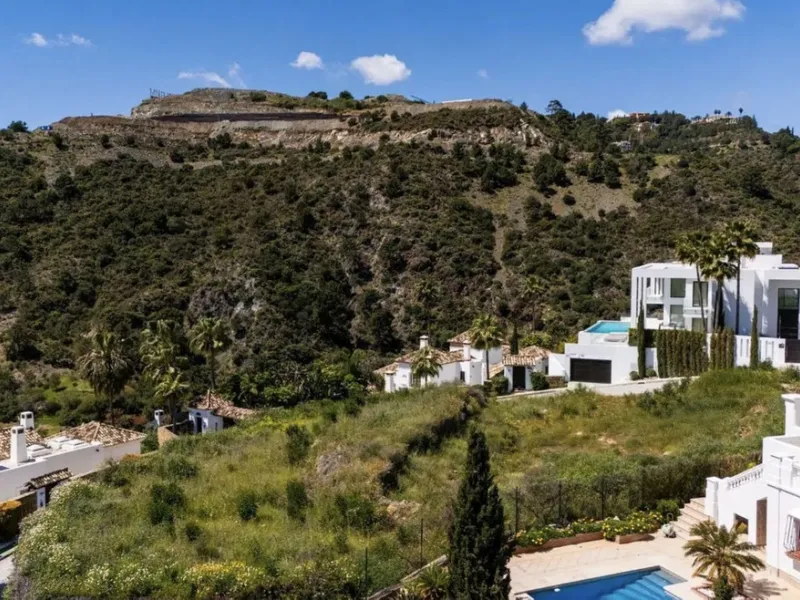 Plot - Residential Plot в продаже в Benahavís, Málaga. Площадь участка 1573 м²
