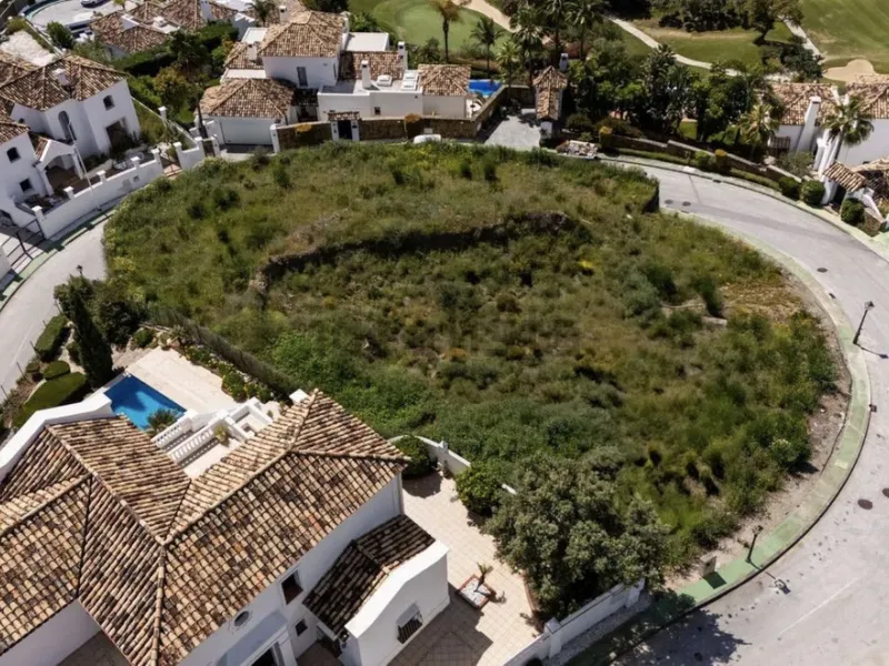 Plot - Residential Plot в продаже в Benahavís, Málaga. Площадь участка 1573 м²
