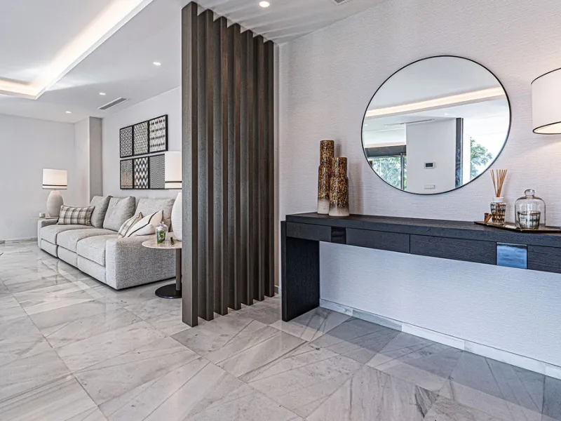 Modern, brand-new luxury villa in the heart of Marbella, located in the exclusive residential area of ​​La Merced.
