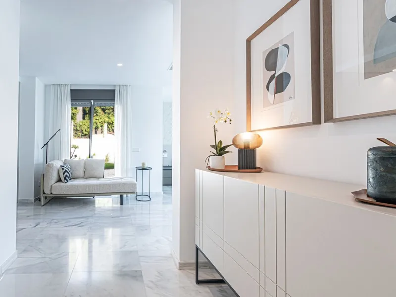 Modern, brand-new luxury villa in the heart of Marbella, located in the exclusive residential area of ​​La Merced.