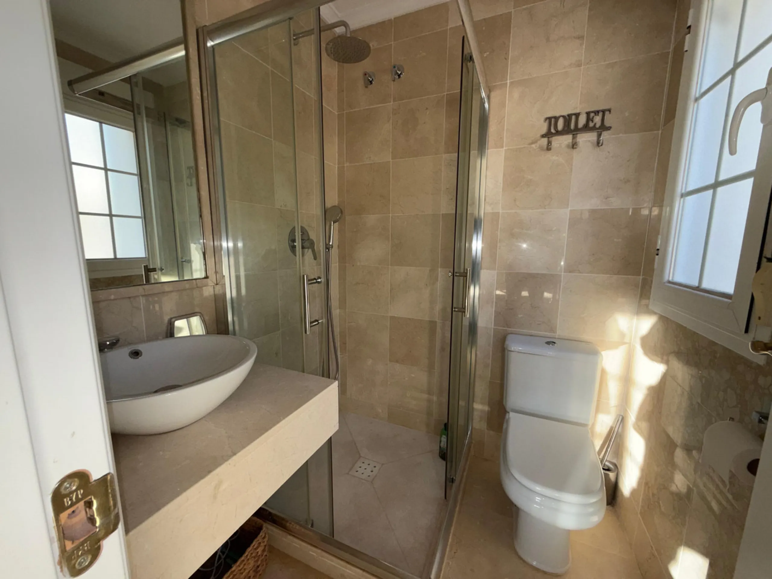Apartment - Penthouse Duplex в продаже в Marbella, Málaga. В доме 4 спален и 3 ванных комнат. Площадь дома 188 м²