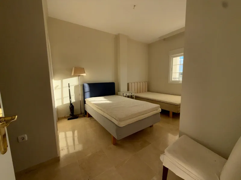 Apartment - Penthouse Duplex в продаже в Marbella, Málaga. В доме 4 спален и 3 ванных комнат. Площадь дома 188 м²