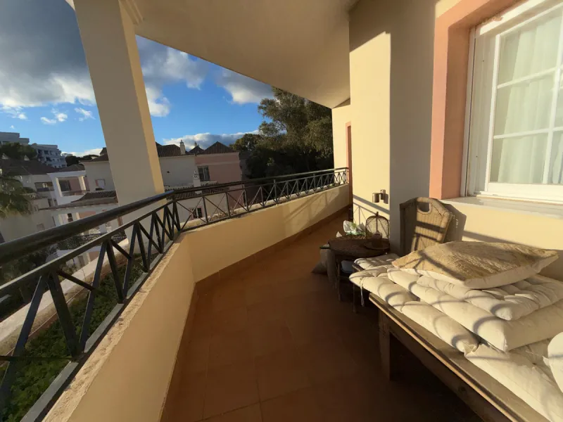 Apartment - Penthouse Duplex в продаже в Marbella, Málaga. В доме 4 спален и 3 ванных комнат. Площадь дома 188 м²