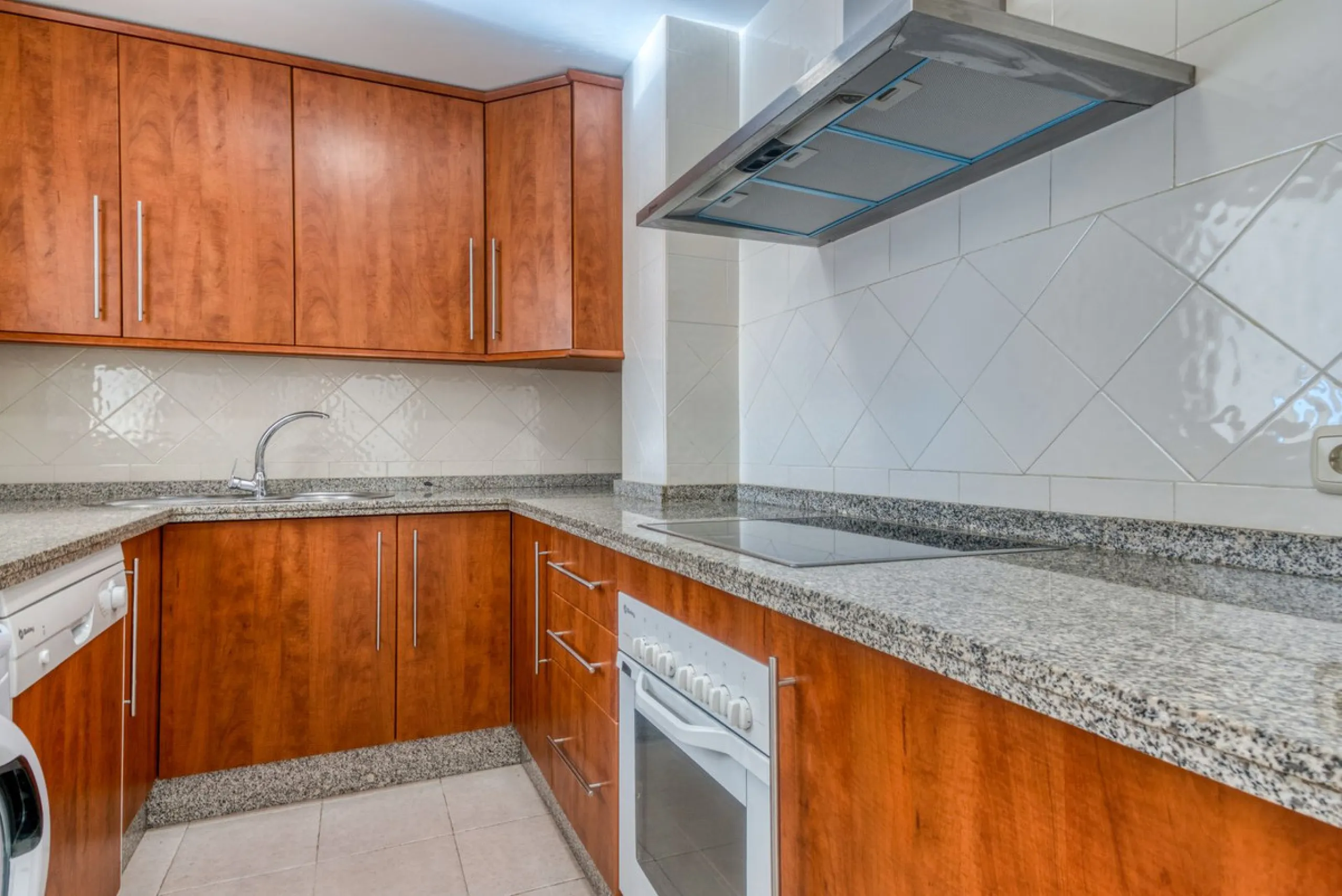 Sea View Apartment in Elviria | Los Lagos de Santa María Golf, Marbella East