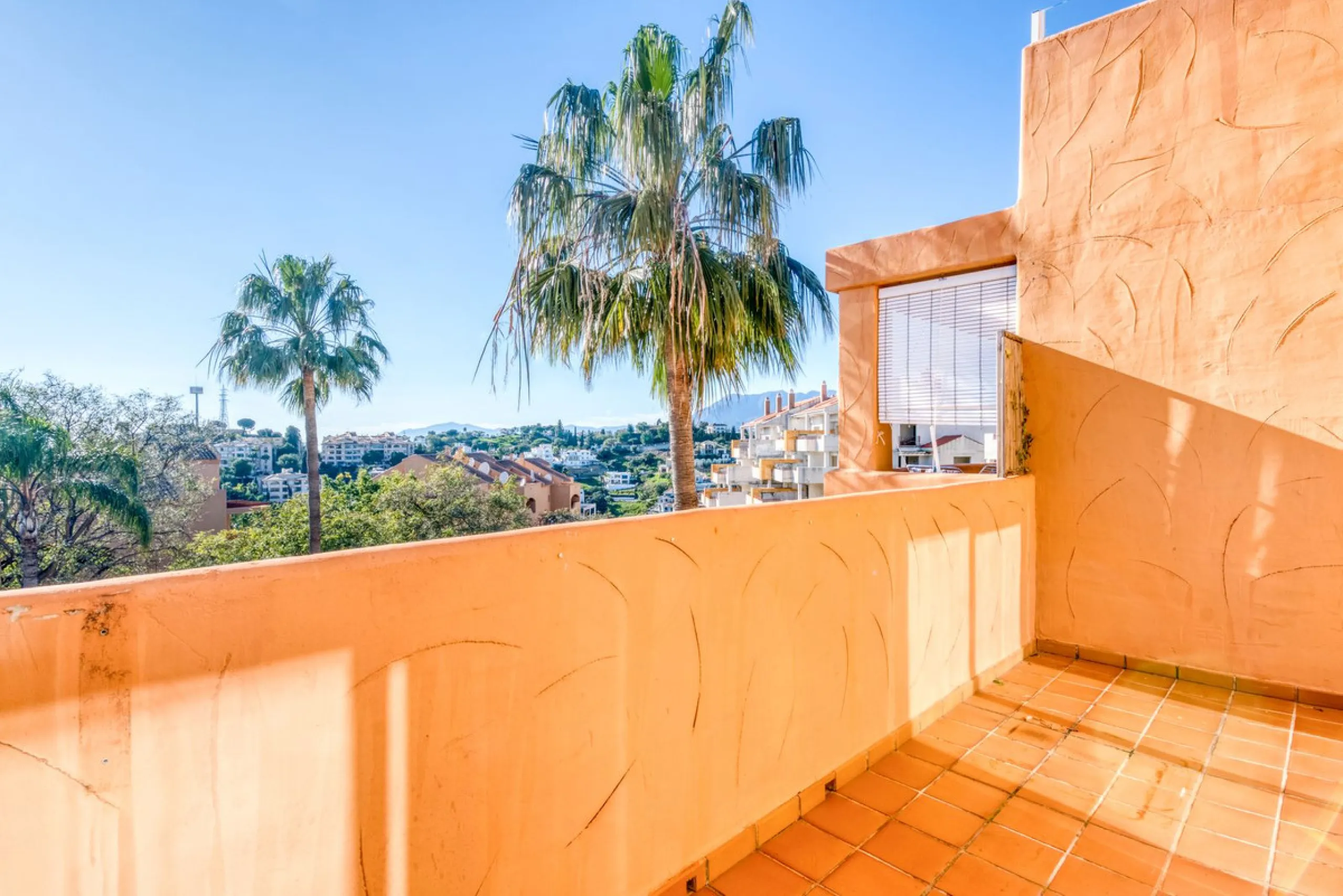 Sea View Apartment in Elviria | Los Lagos de Santa María Golf, Marbella East