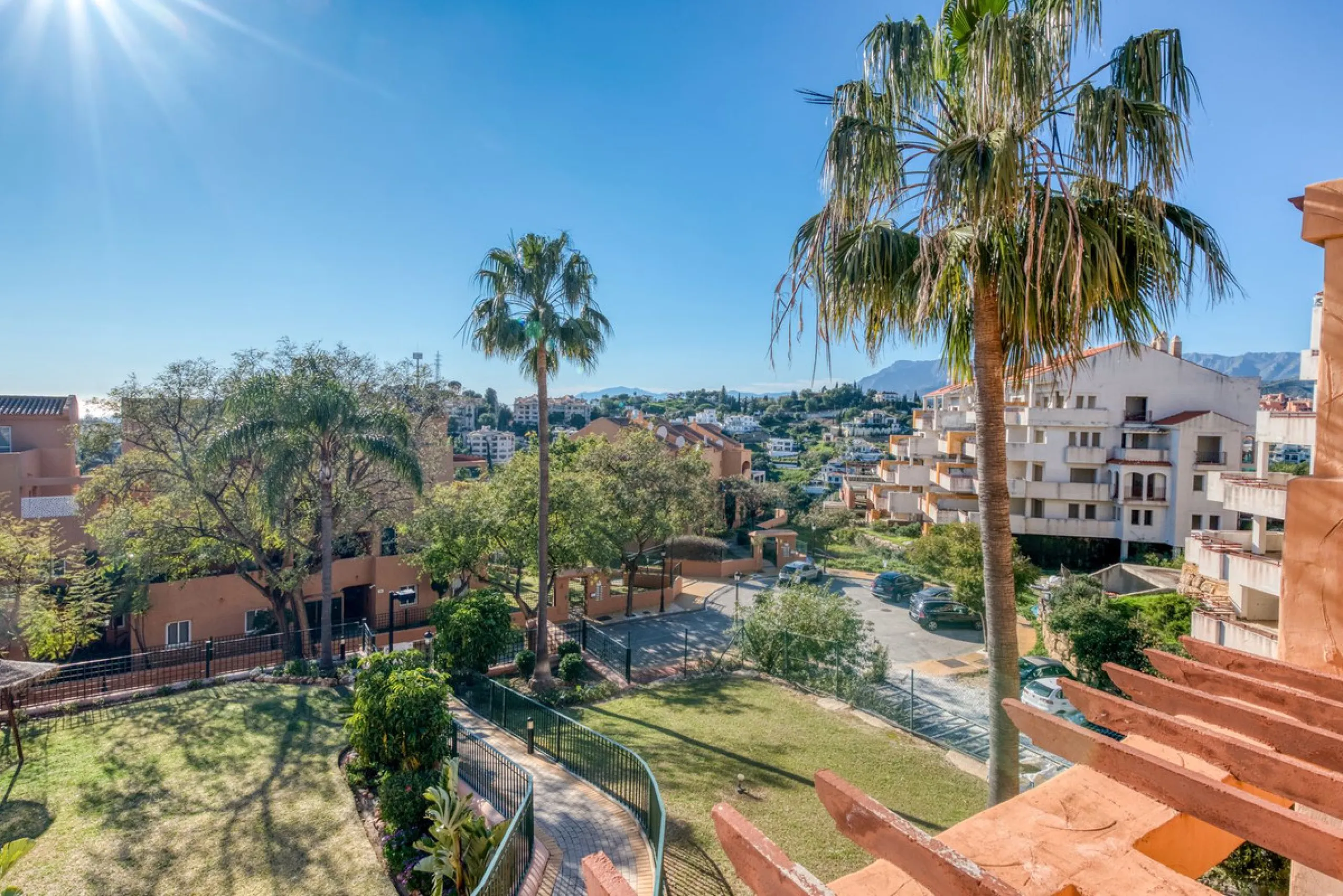Sea View Apartment in Elviria | Los Lagos de Santa María Golf, Marbella East