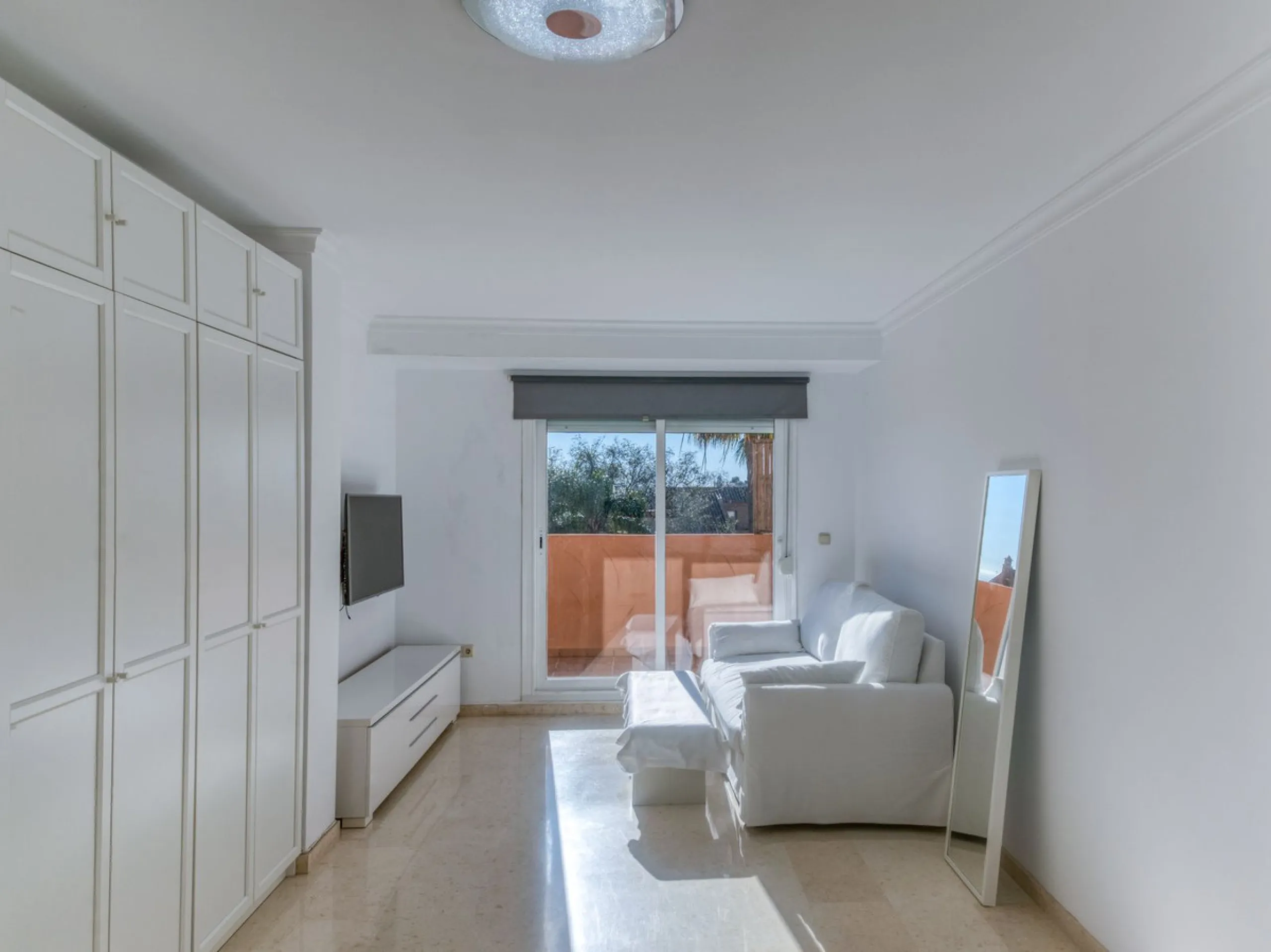 Sea View Apartment in Elviria | Los Lagos de Santa María Golf, Marbella East