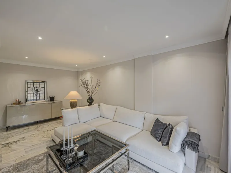 ELEGANT PROPERTY IN A GATED COMMUNITY WITH ALL AMENITIES