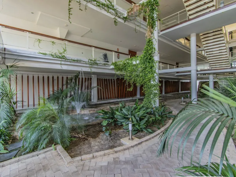 ELEGANT PROPERTY IN A GATED COMMUNITY WITH ALL AMENITIES