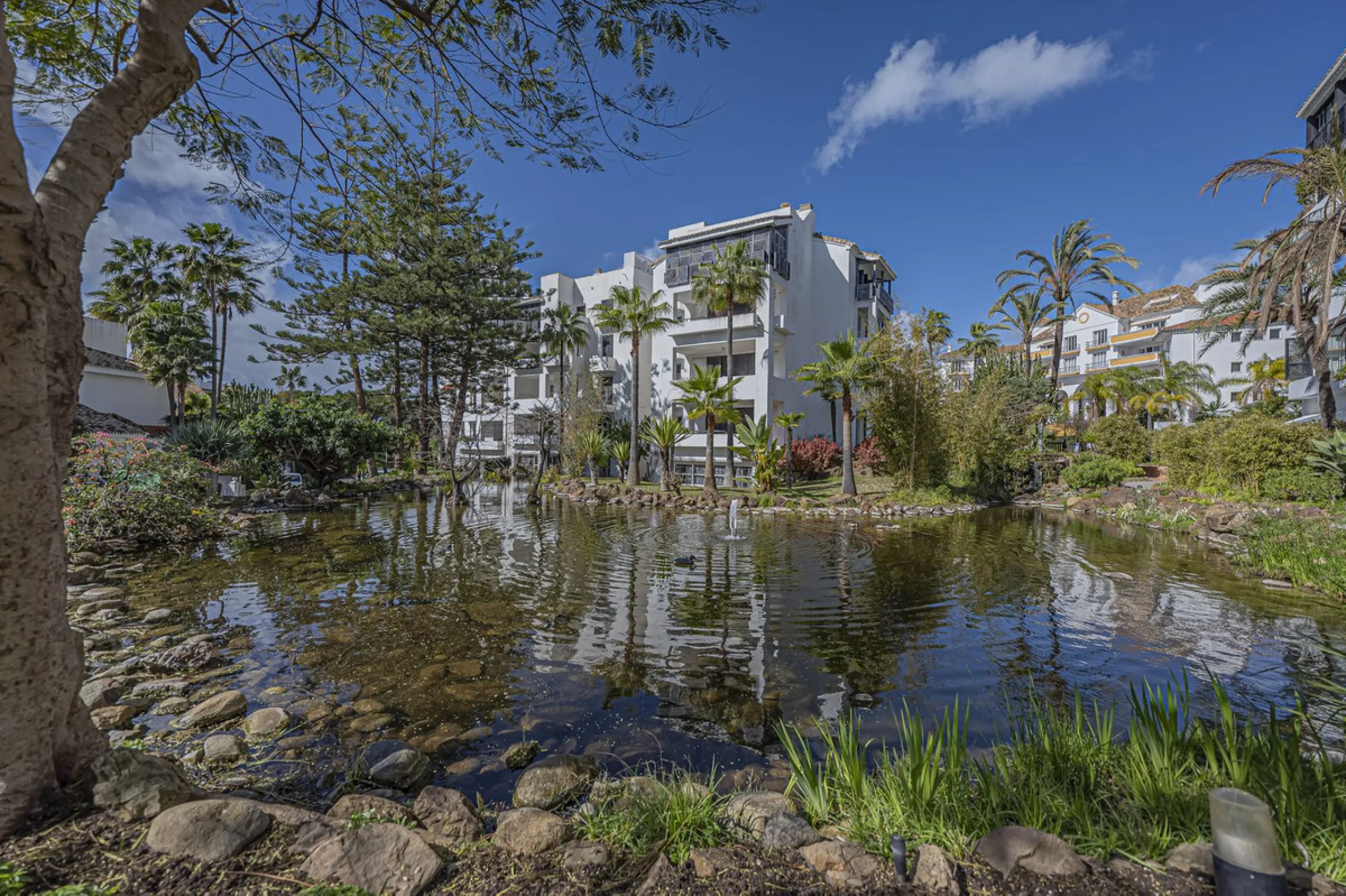 ELEGANT BEACHFRONT PROPERTY