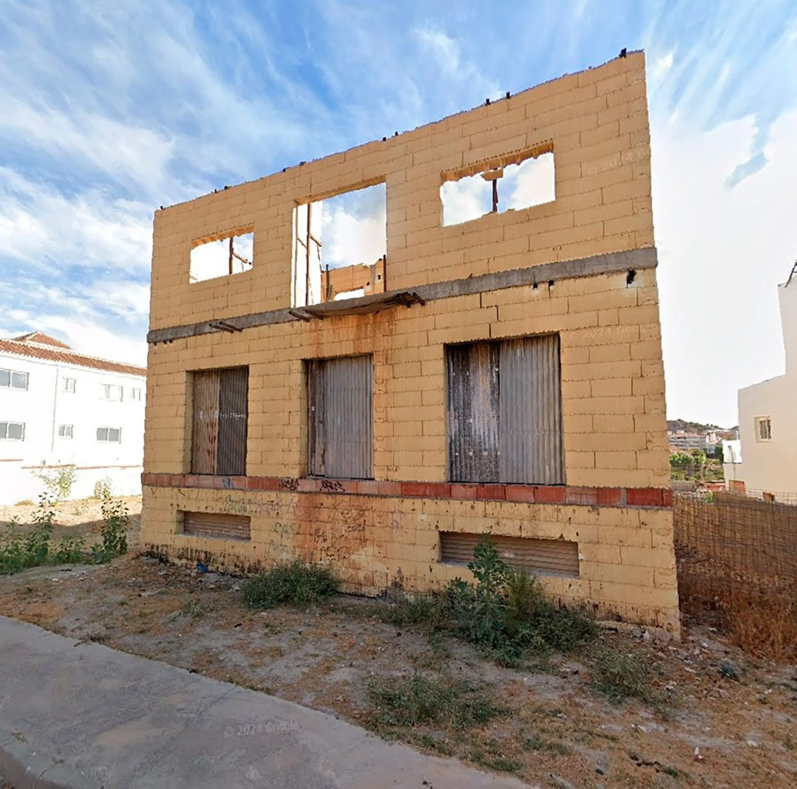 Urban plot with project and structure started – Urbanización Don Silverio, Mijas Costa