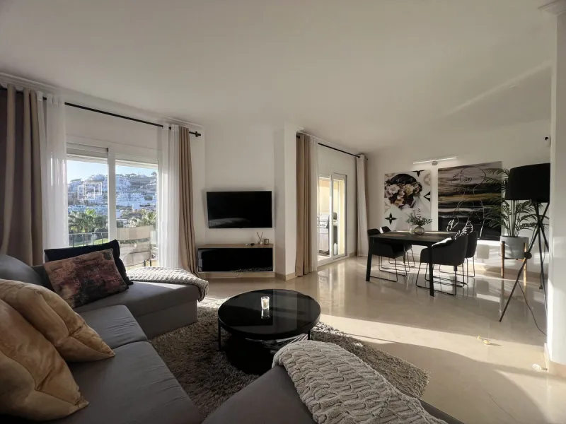 Apartment - Penthouse Duplex в продаже в Benahavís, Málaga. В доме 2 спален и 3 ванных комнат. Площадь дома 190 м²