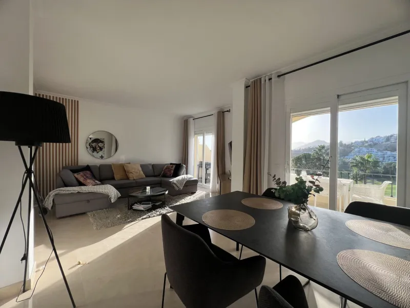 Beautiful penthouse duplex with impressive views in La Quinta!