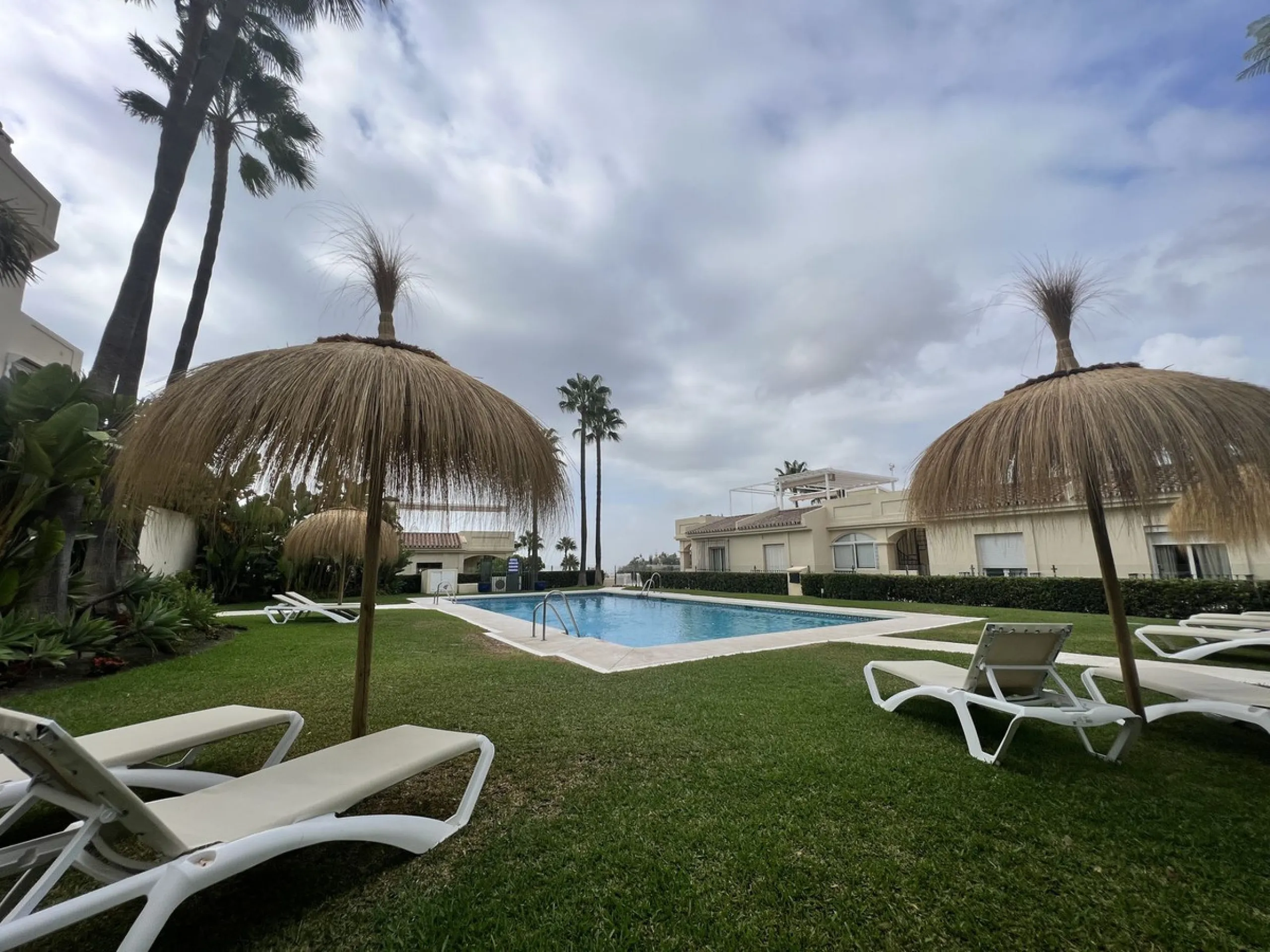 Beautiful penthouse duplex with impressive views in La Quinta!
