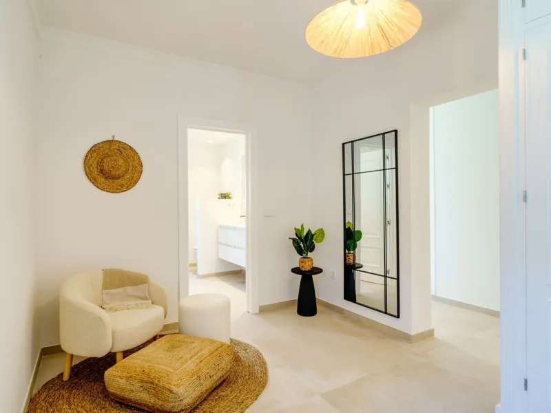 House - Detached Villa в продаже в Marbella, Málaga. В доме 6 спален и 5 ванных комнат. Площадь дома 510 м². Площадь участка 1436 м²