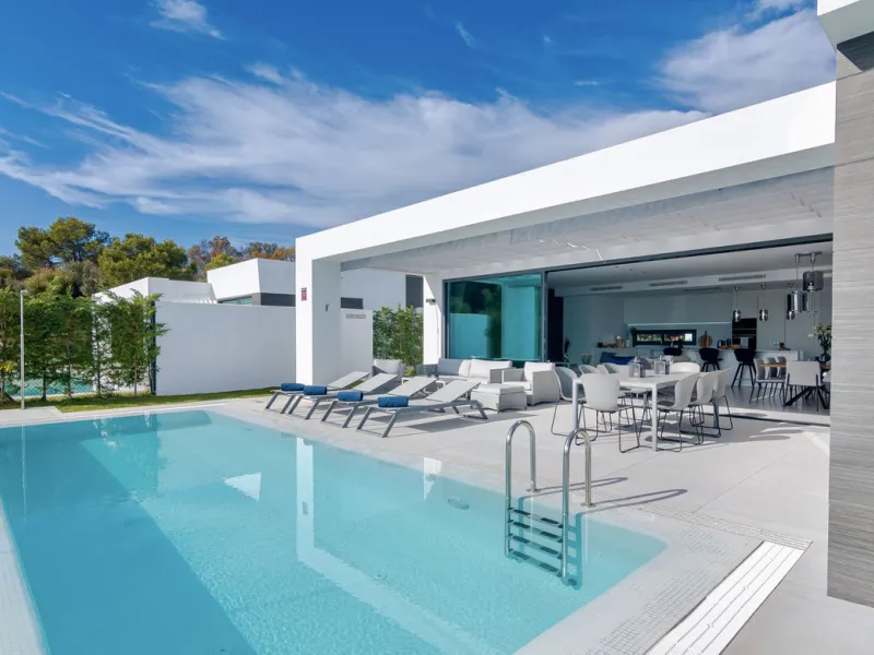 Contemporary Villa for Sale in Cabo Royale, East of Marbella