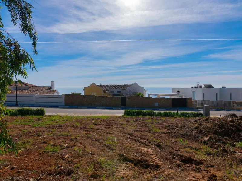 La Paloma Premium View Collection | 3 Elevated Villa Plots for Higher-End Development