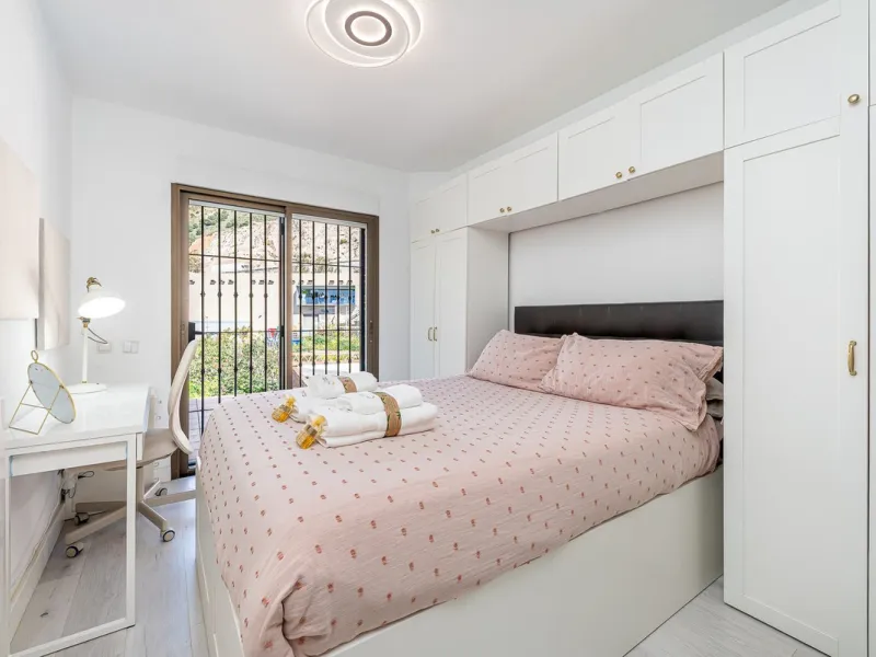 Spectacular Designer Villa in La Capellanía: Luxury, Sea Views, and Tourist License