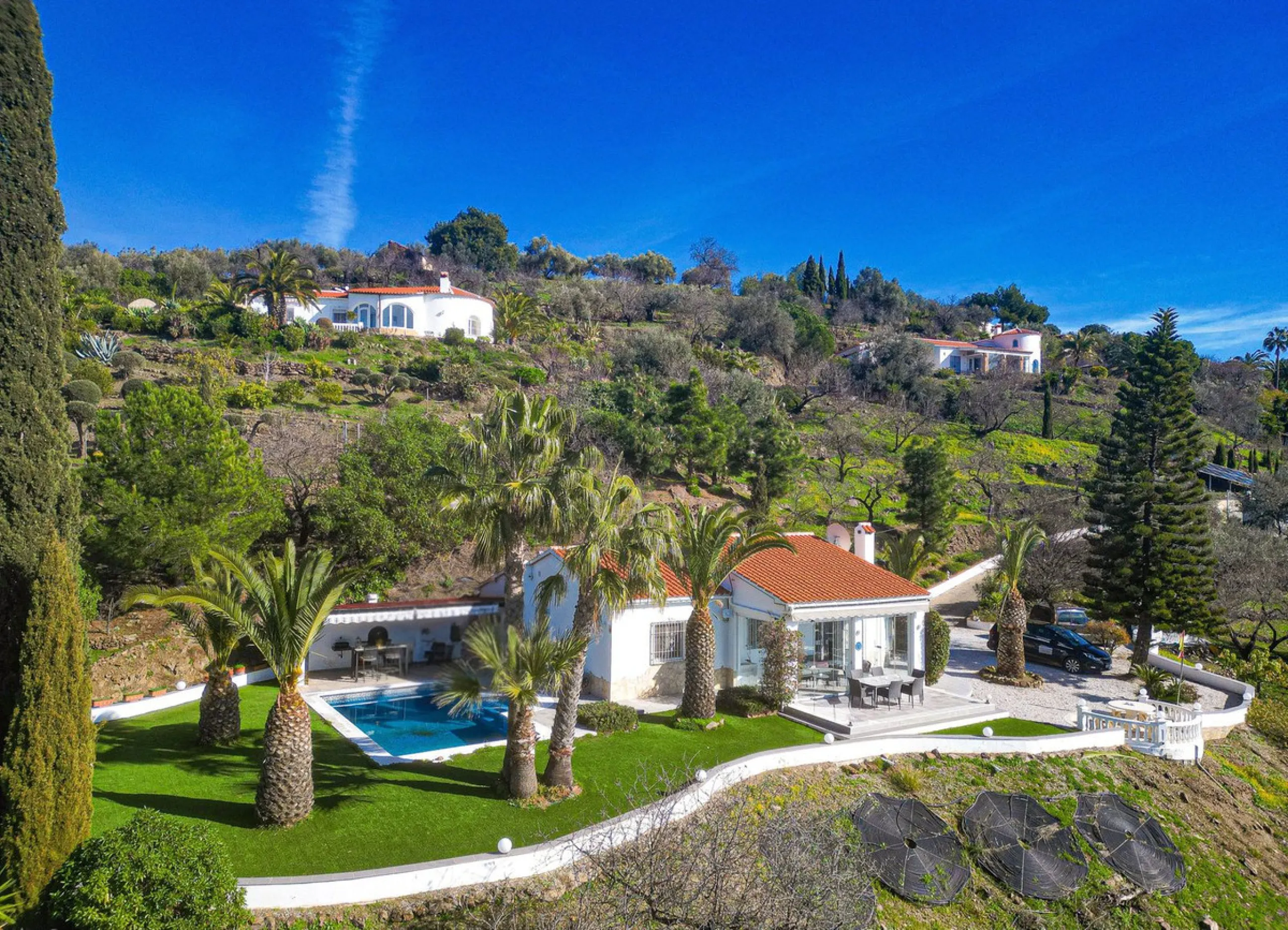 Exclusive villa with sea views and complete privacy in Arenas – Costa del Sol