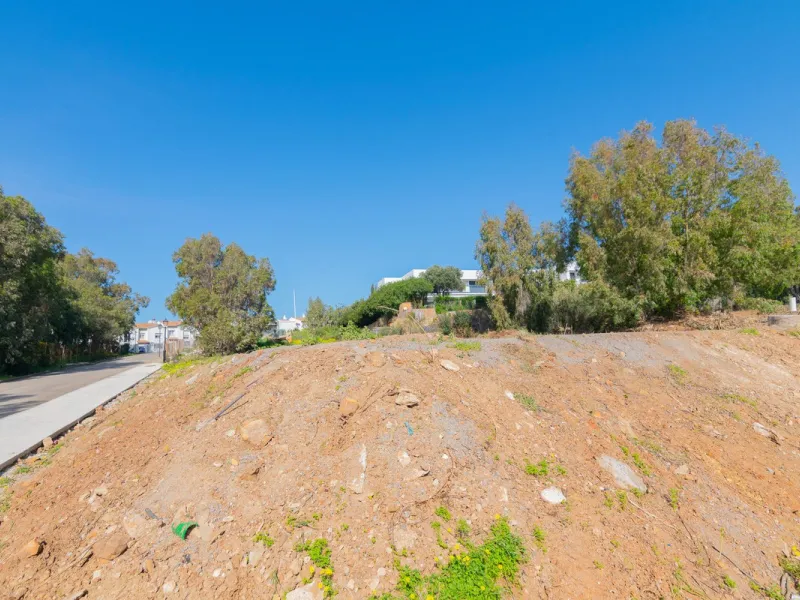 La Paloma Premium View Collection | 3 Elevated Villa Plots for Higher-End Development