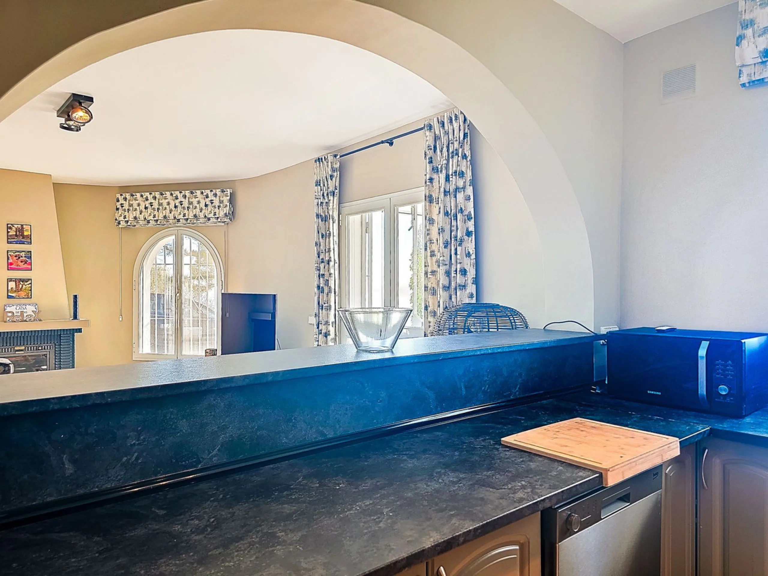 Exclusive villa with sea views and complete privacy in Arenas – Costa del Sol