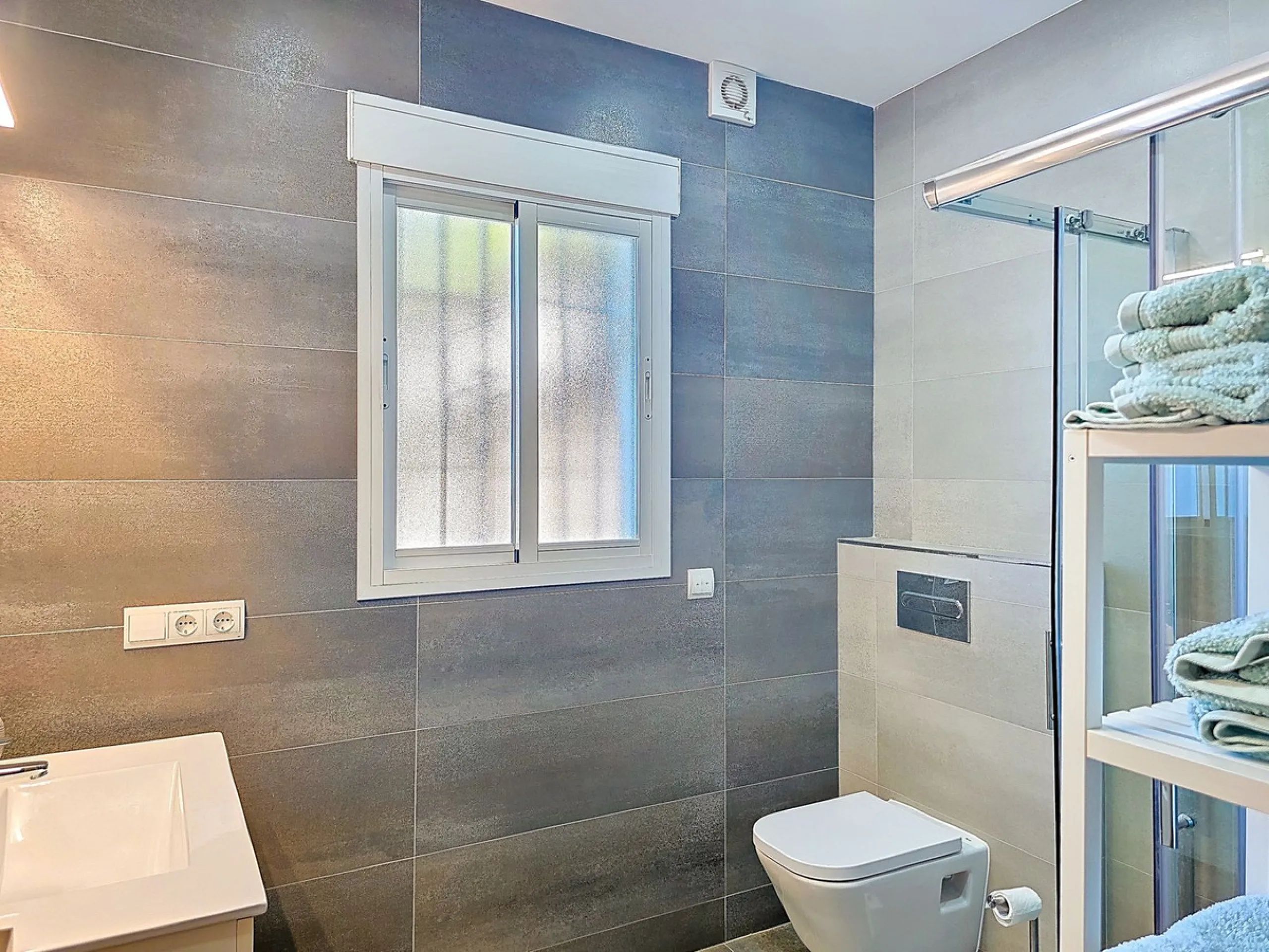 Exclusive villa with sea views and complete privacy in Arenas – Costa del Sol