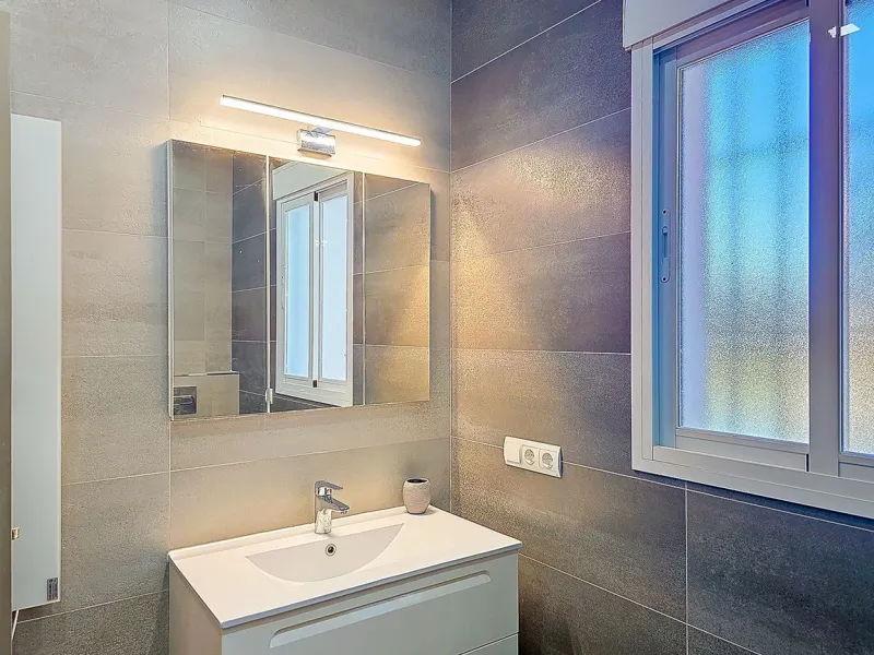Exclusive villa with sea views and complete privacy in Arenas – Costa del Sol