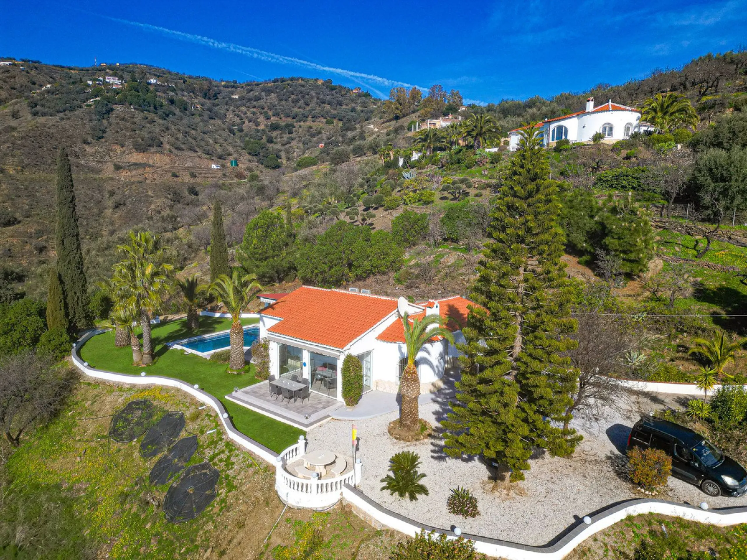 Exclusive villa with sea views and complete privacy in Arenas – Costa del Sol
