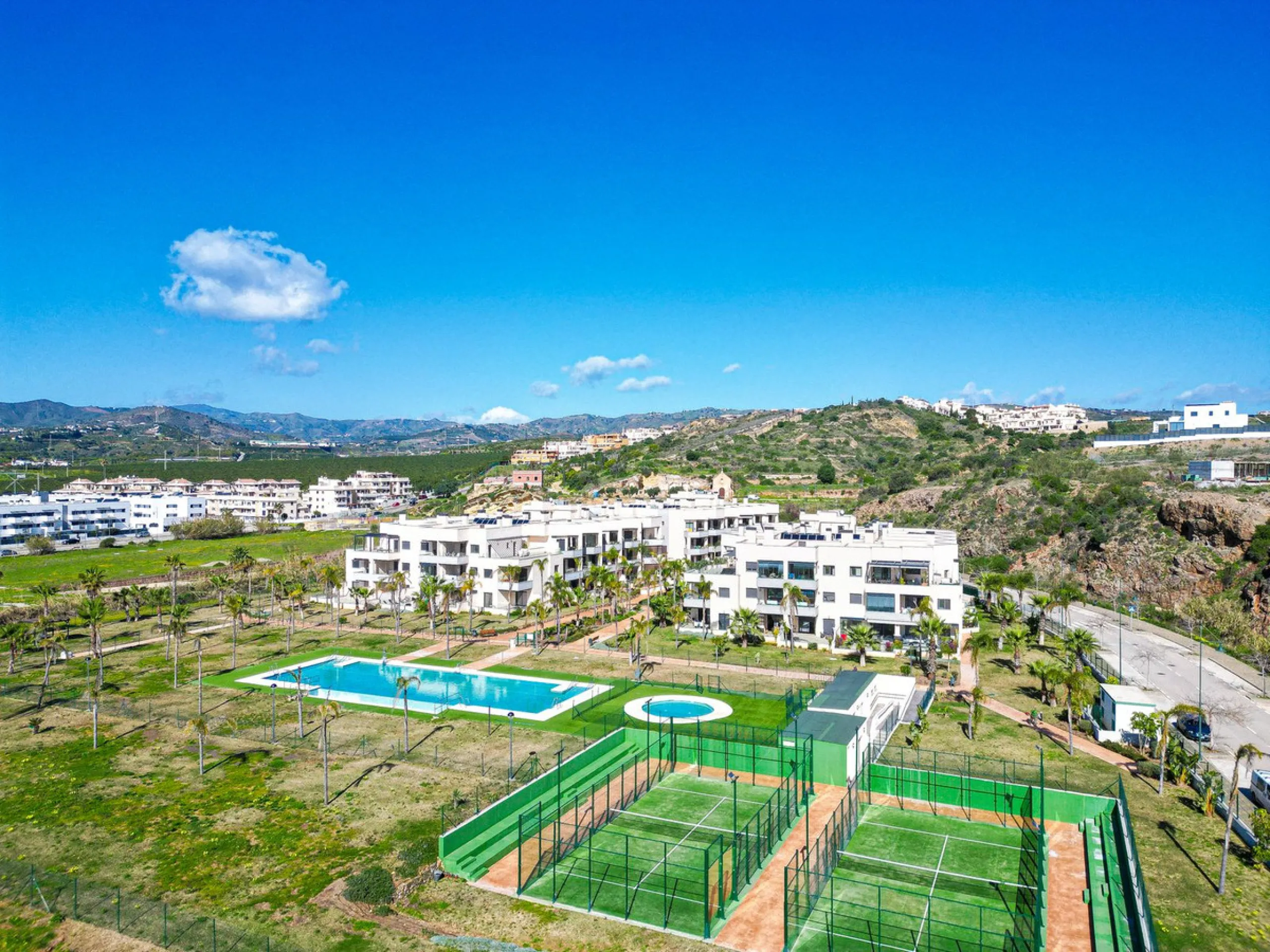Penthouse with sea views – Valle-Niza, Málaga, new build (completion 2024) that can be purchased at 7% registration tax instead of 10% VAT.