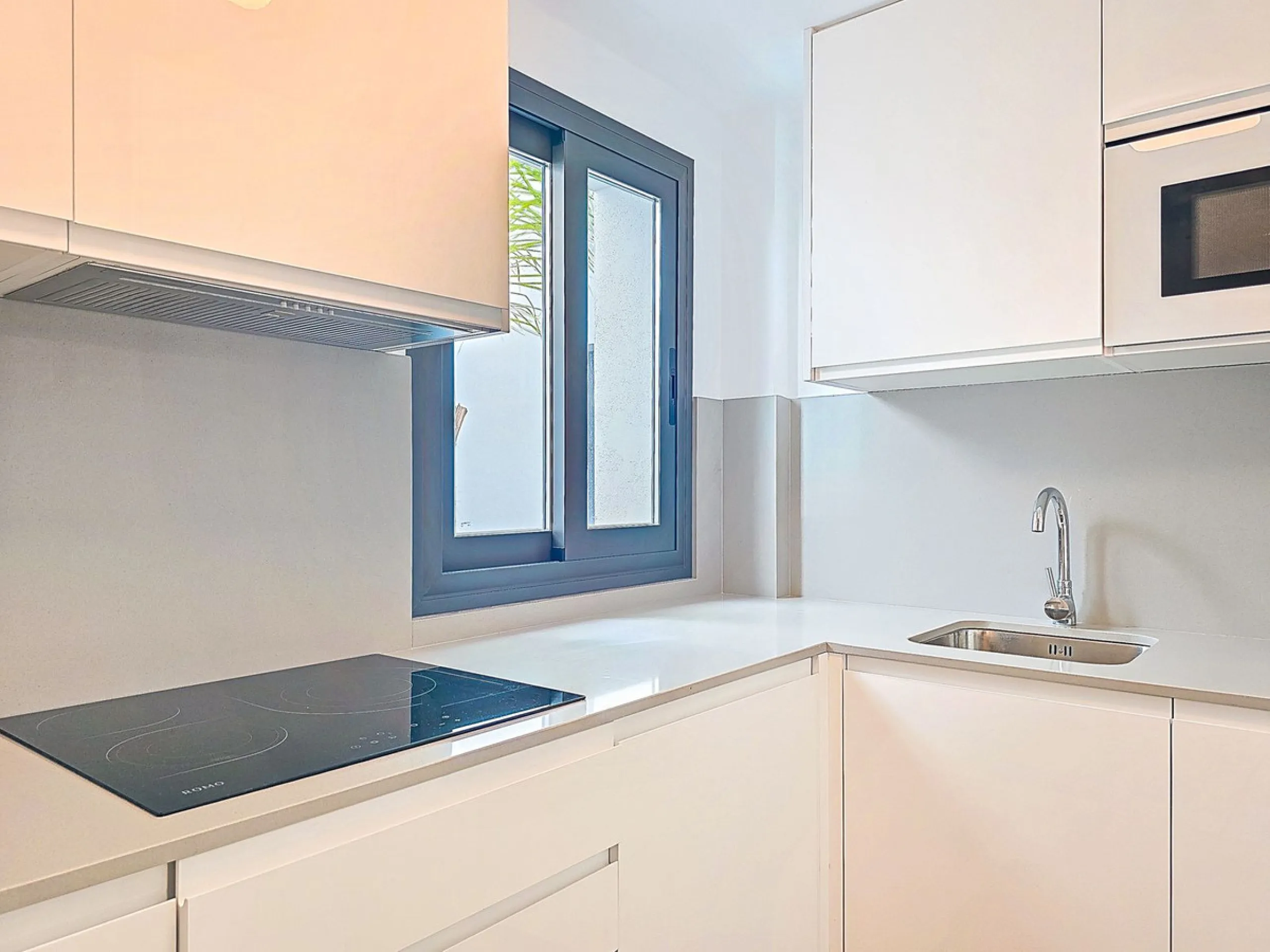 Penthouse with sea views – Valle-Niza, Málaga, new build (completion 2024) that can be purchased at 7% registration tax instead of 10% VAT.