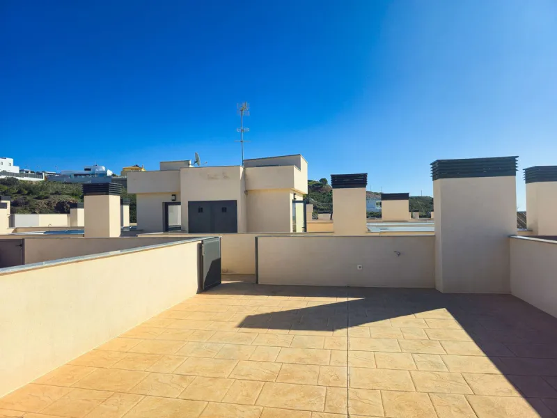 Penthouse with sea views – Valle-Niza, Málaga, new build (completion 2024) that can be purchased at 7% registration tax instead of 10% VAT.