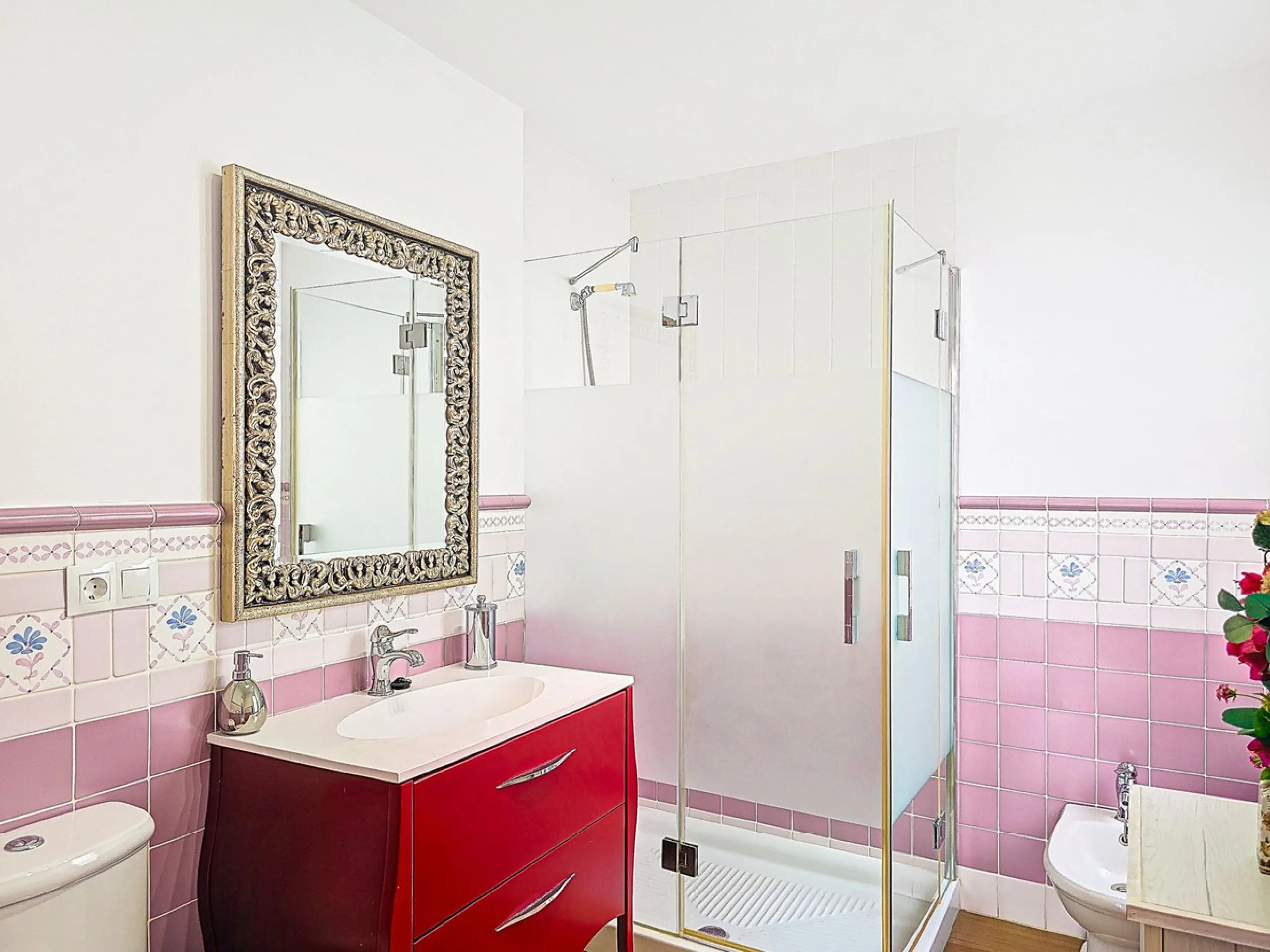 Frontline Living in Lagos: Recently Renovated Gem with Frontal Sea Views