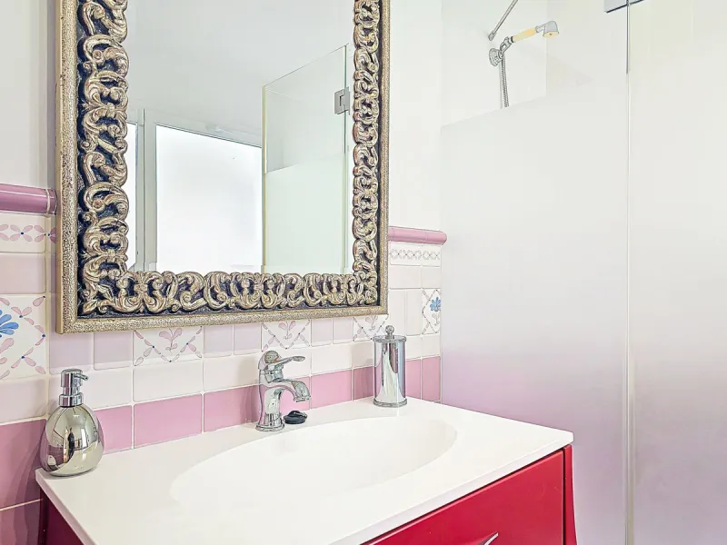 Frontline Living in Lagos: Recently Renovated Gem with Frontal Sea Views