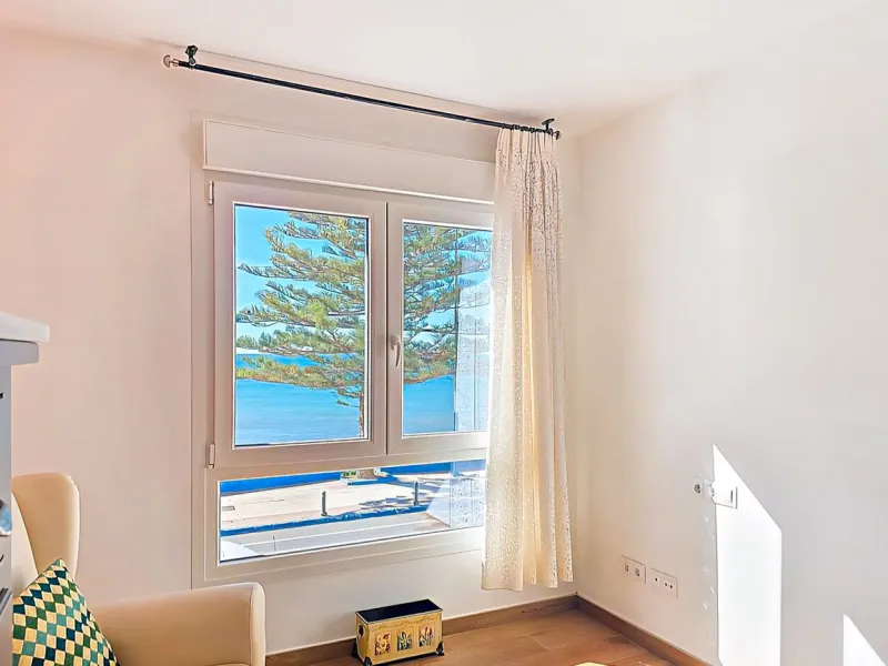 Frontline Living in Lagos: Recently Renovated Gem with Frontal Sea Views