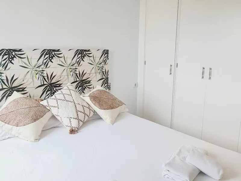 EXCLUSIVE Property in ALHAURÍN DE LA TORRE – PENTHOUSE WITH TWO TERRACES, GARAGE AND STORAGE ROOM IN A QUIET RESIDENTIAL AREA