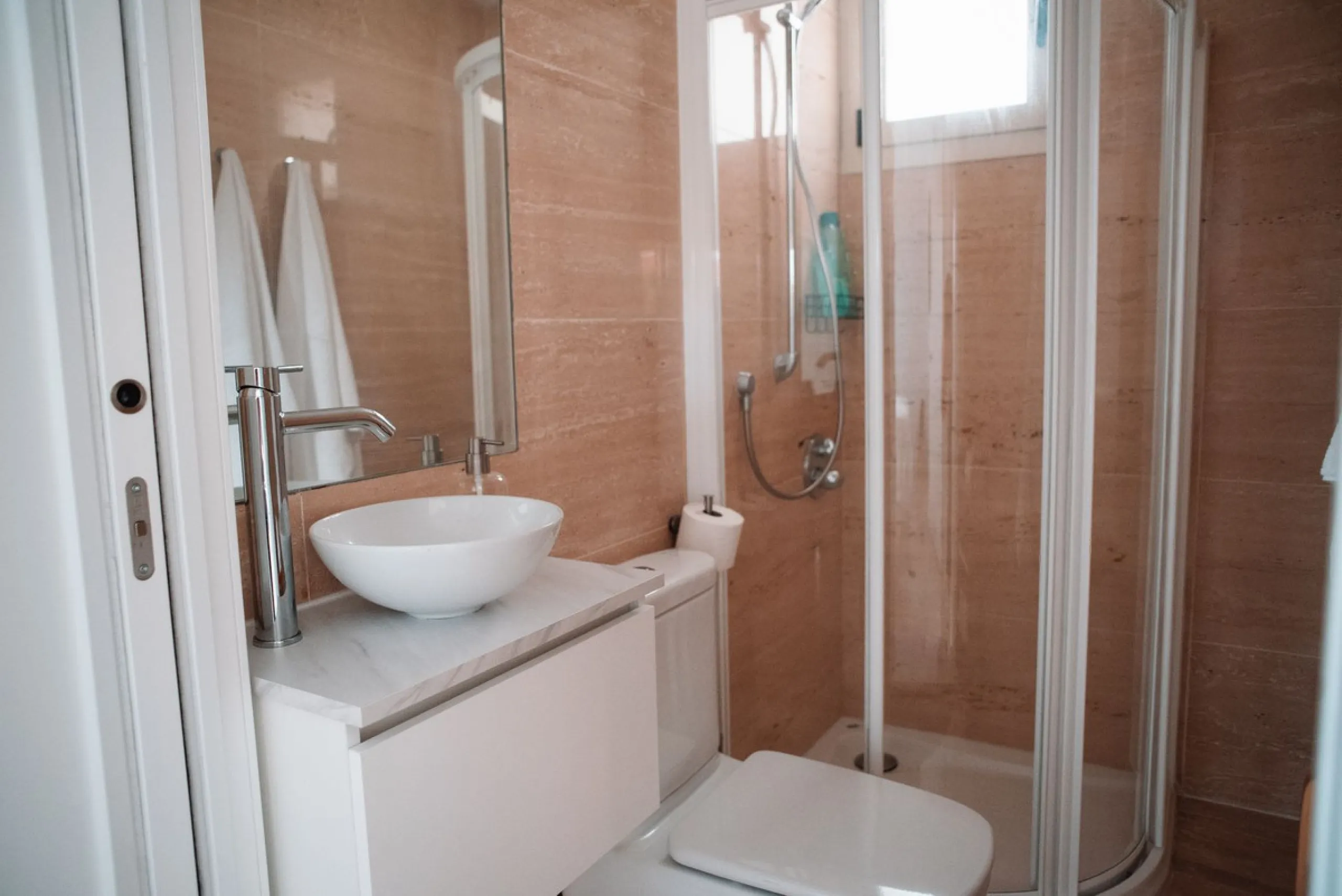 EXCLUSIVE Property in ALHAURÍN DE LA TORRE – PENTHOUSE WITH TWO TERRACES, GARAGE AND STORAGE ROOM IN A QUIET RESIDENTIAL AREA